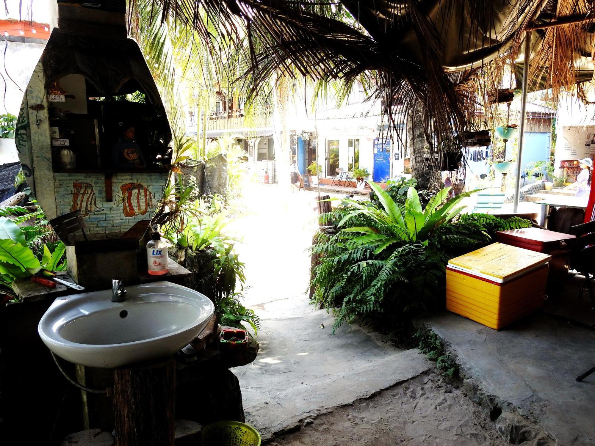 Hostel Spicy23 - M' Pai Bay Sihanoukville Exterior foto